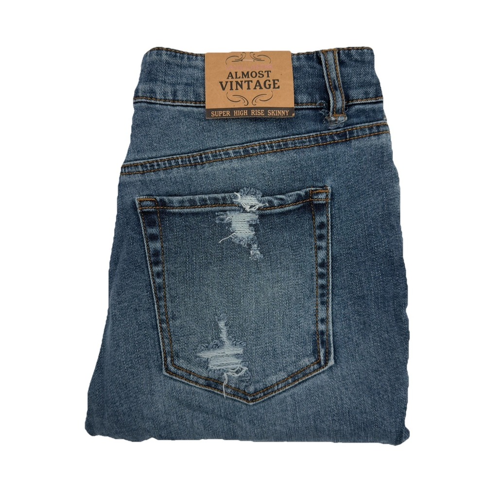 Vanilla‎ Star Almost Famous Super High Rise Skinny Jeans Size 13 / 31 NEW